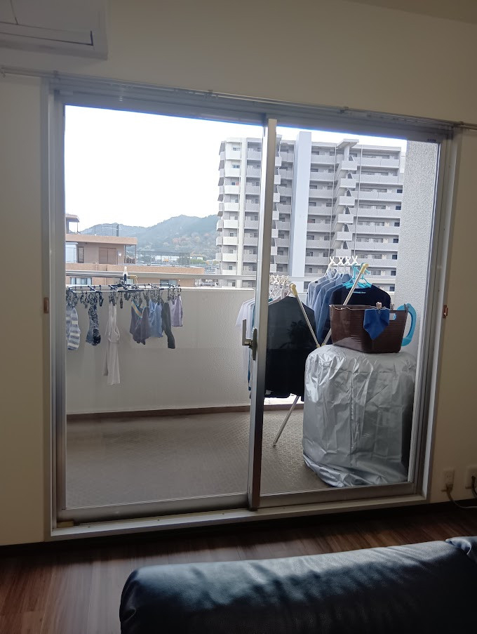 ビエンカサの二重窓インプラスは　コスパ最強ですの施工前の写真1