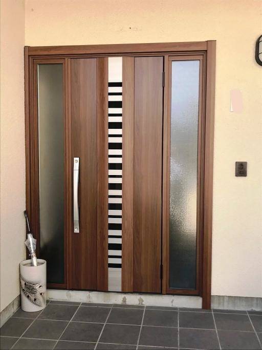 広海クラシオ 徳島店の玄関ドア交換：１ＤＡＹリフォーム工事⑨の施工後の写真1