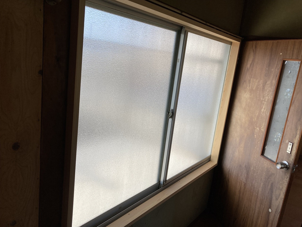 広海クラシオ 徳島店の補助金が出る今、古くなった窓をリフォームしませんか？の施工前の写真3