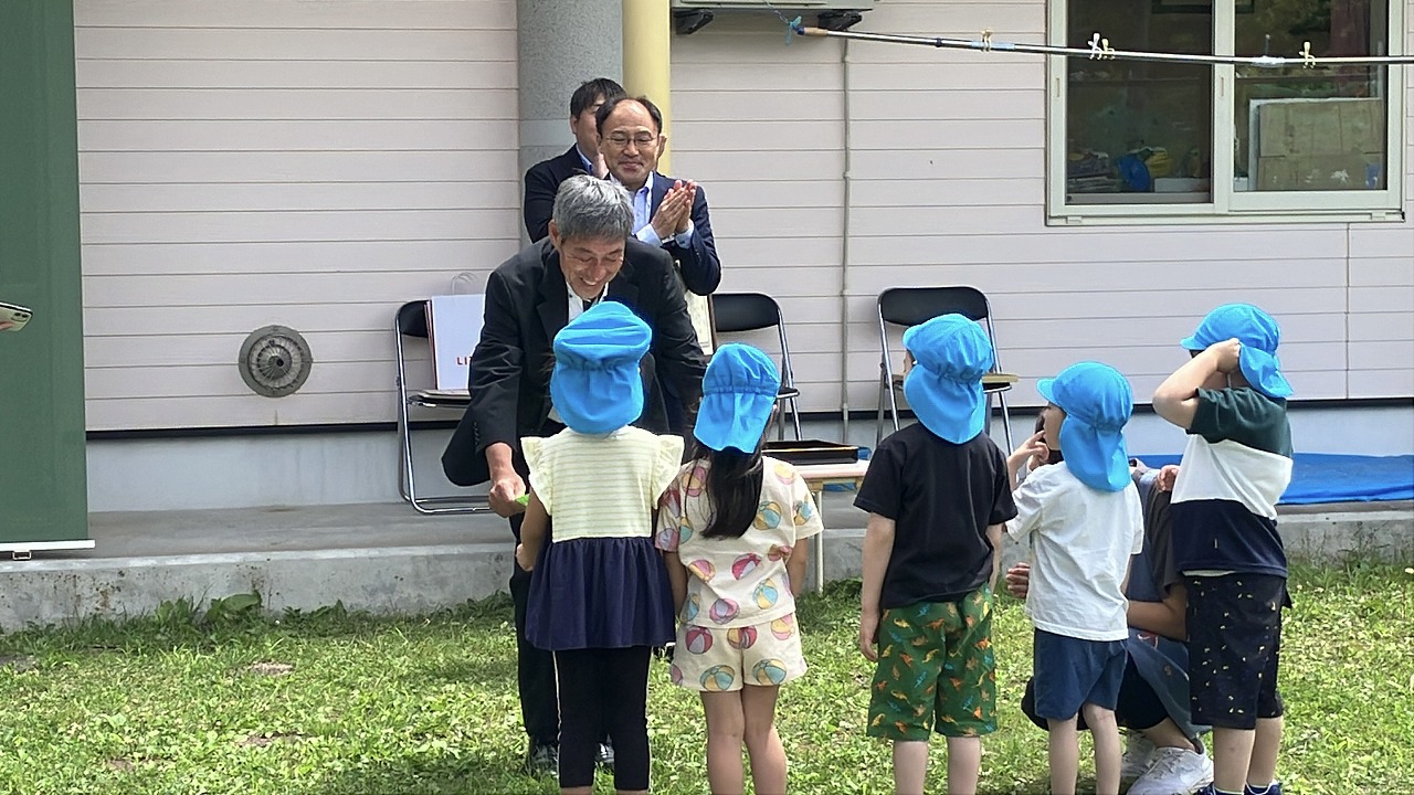 保育園、幼稚園へスタイルシェードを寄贈いたしました🎁 リ・ウィンドのイベントキャンペーン 写真3
