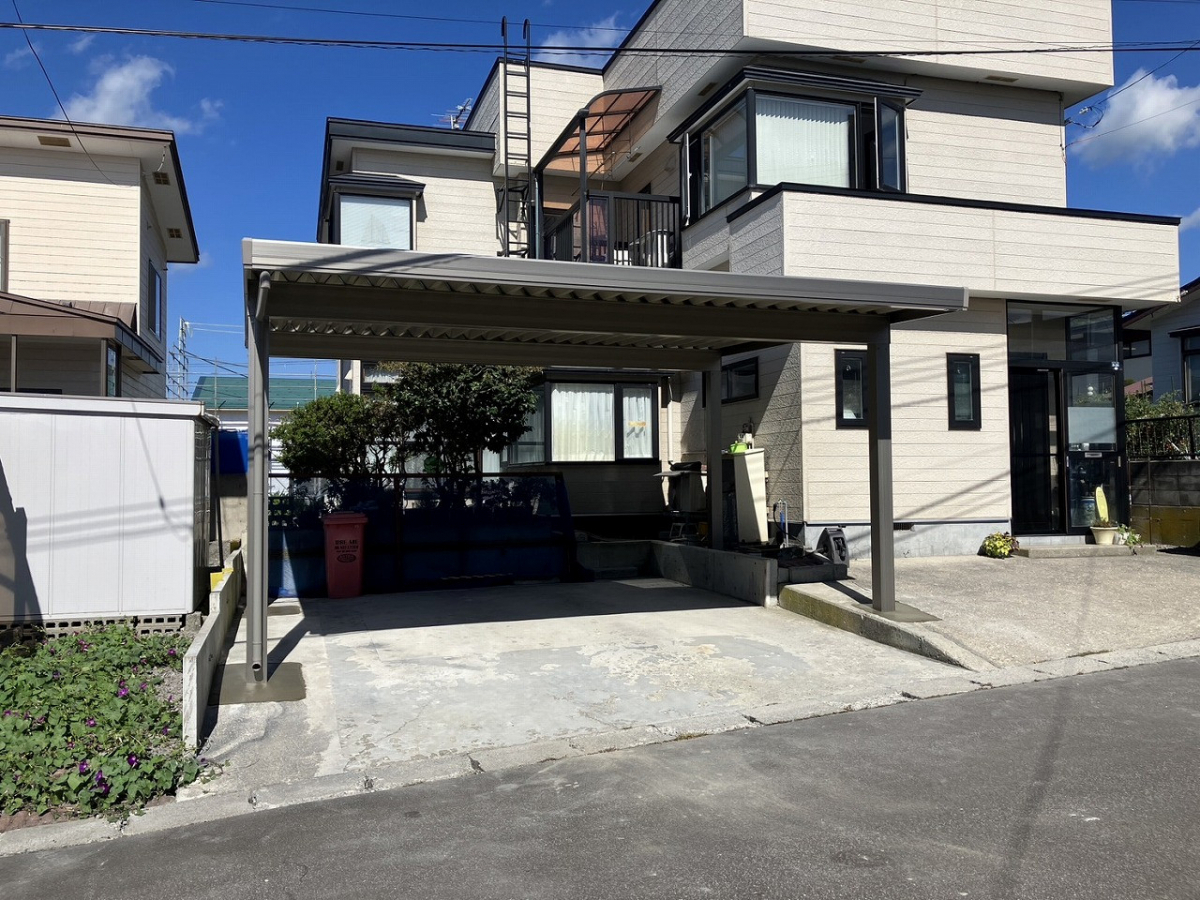 リ・ウィンドの建てるなら今!!【カーポート】２台用の施工後の写真1
