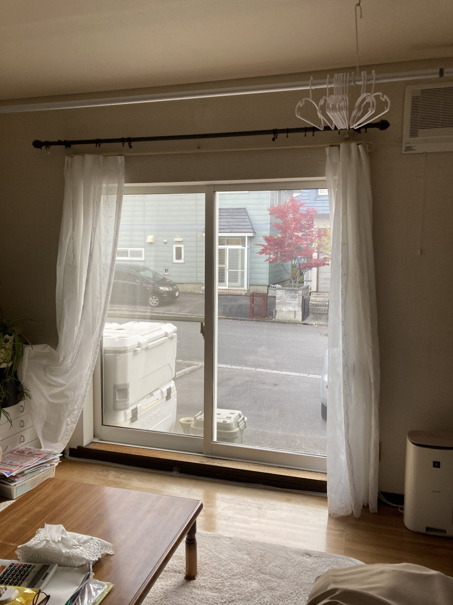 リ・ウィンドの気になる冷気・熱気を【インプラス】でガード！の施工前の写真3