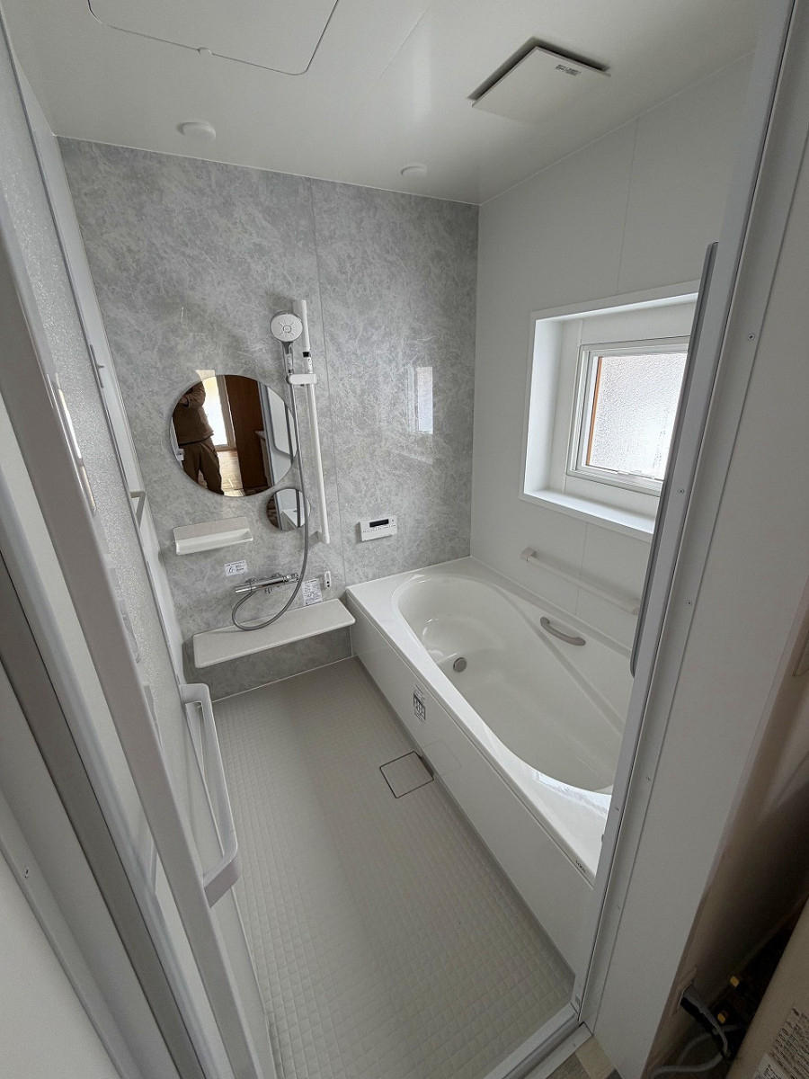 リ・ウィンドの【水まわり全部!!交換しました】 ③ユニットバスの施工後の写真1