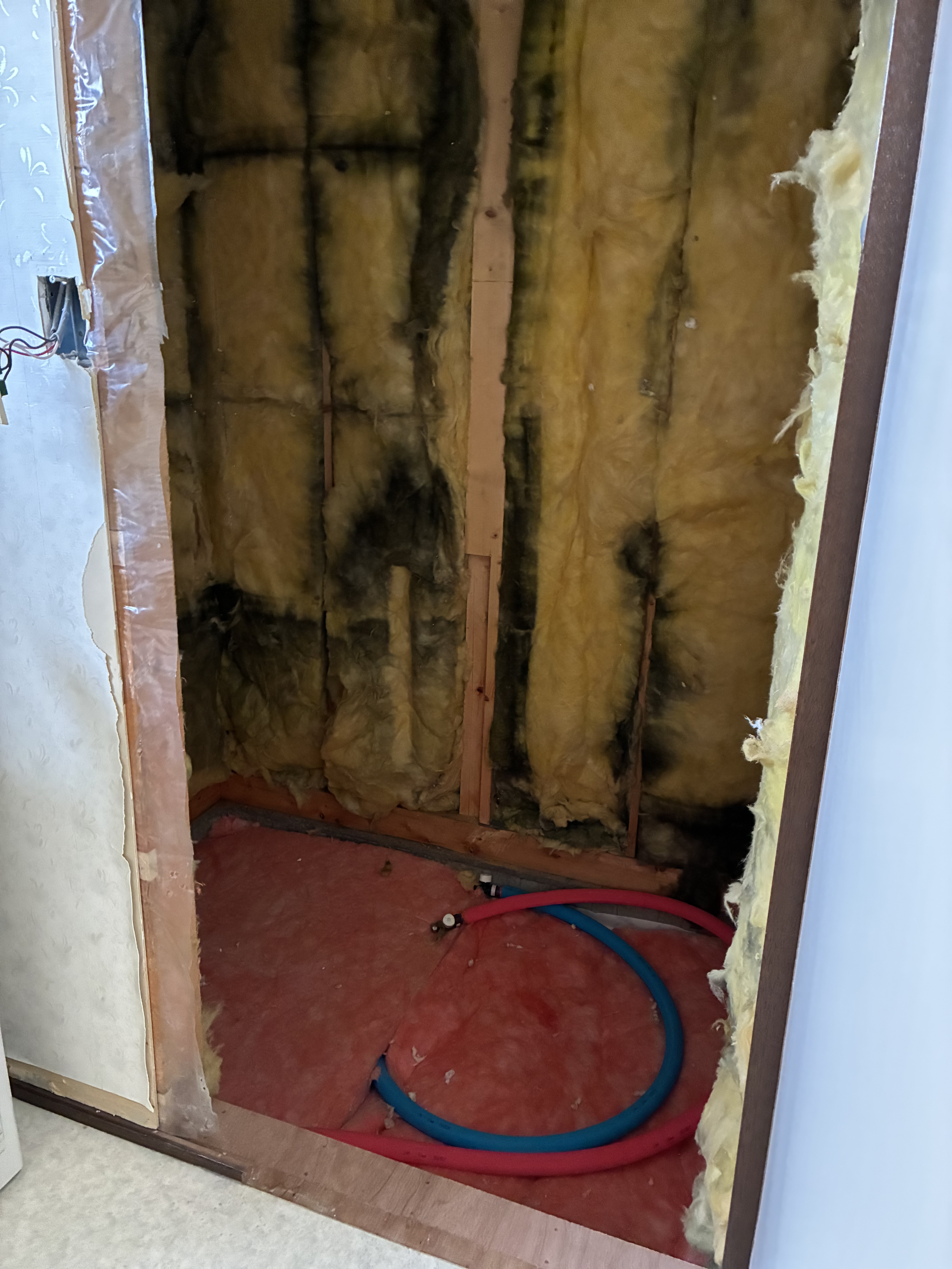 リ・ウィンドの毎日のバスタイムがもっと快適に【リデア1216】の施工前の写真1