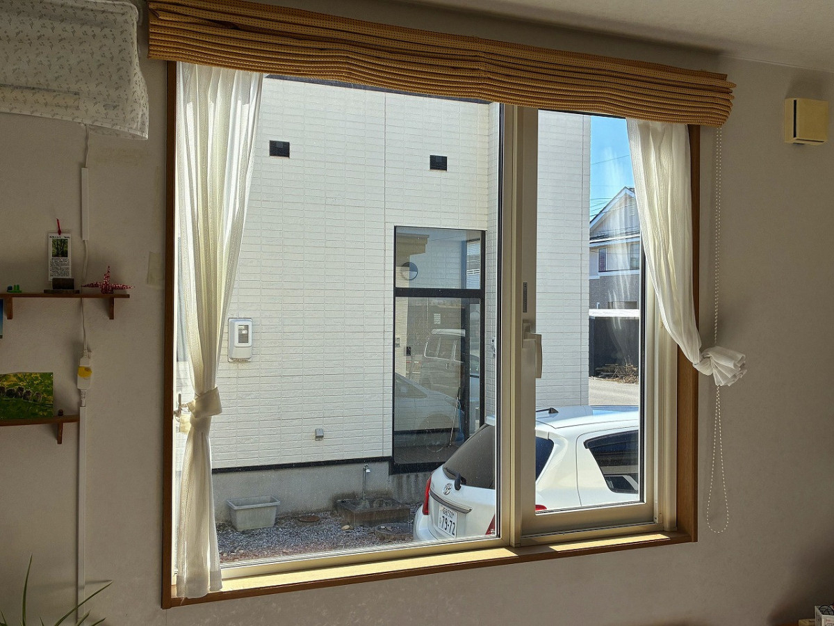 リ・ウィンドの補助金対象✨内窓設置で断熱＆防音アップ！の施工前の写真1