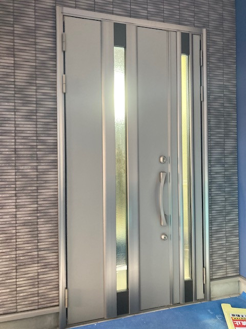 鈴木トーヨー住器のリシェントドアの施工前の写真1