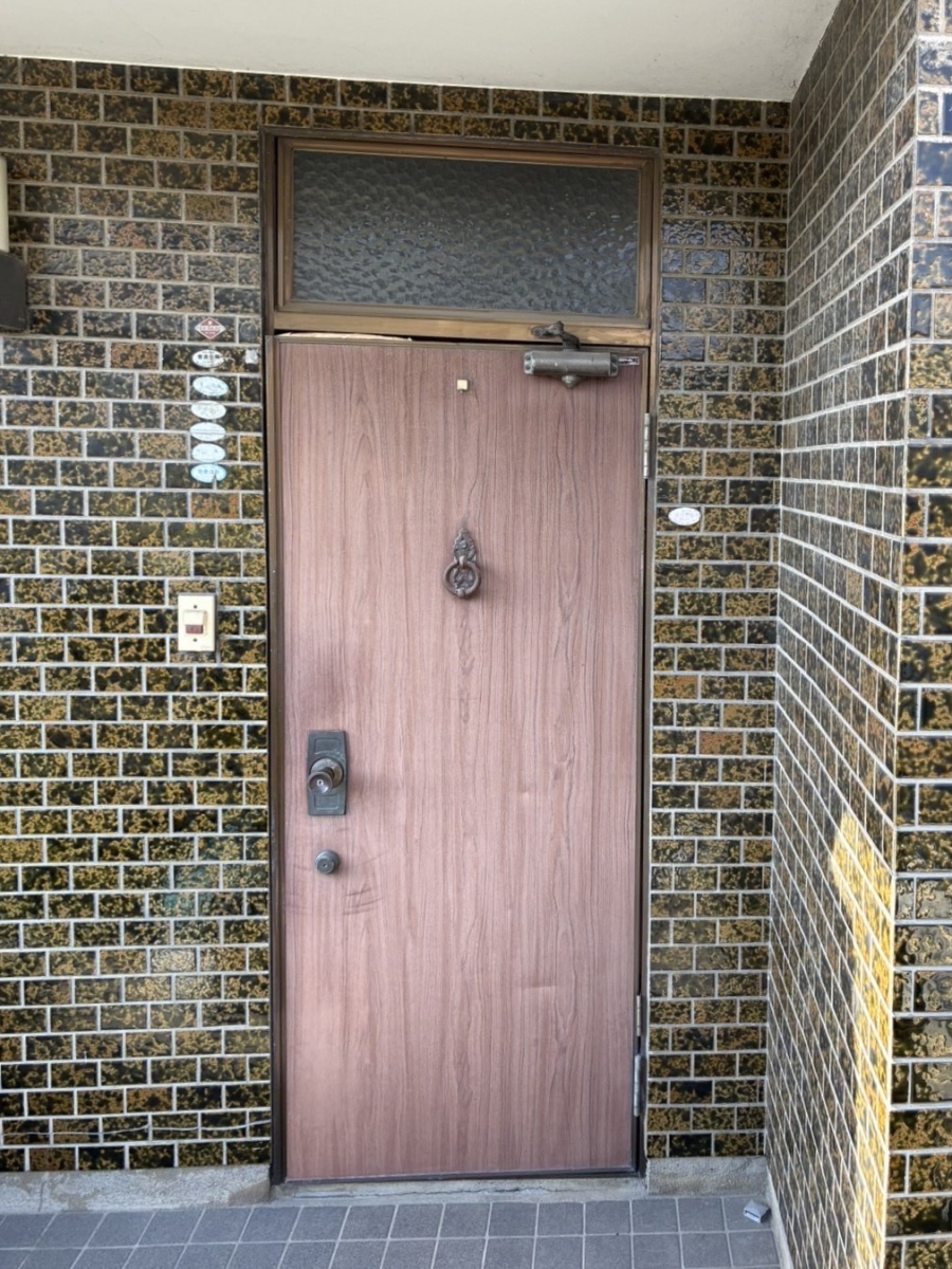 MGI佐野の《栃木市》リシェント玄関ドア工事を行いました！の施工前の写真1