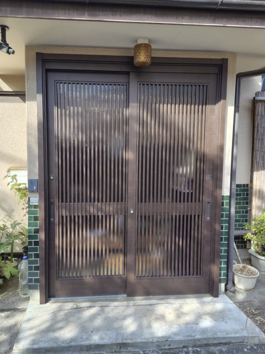 MGI佐野の《那須鳥山市》リシェント玄関引戸工事を行いました！の施工後の写真1