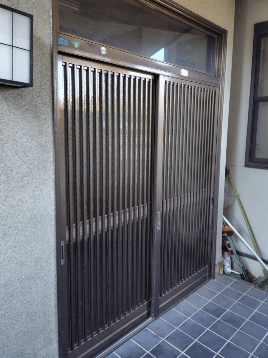 MGI佐野の《佐野市》リシェント玄関引戸工事を行いました✨の施工前の写真1