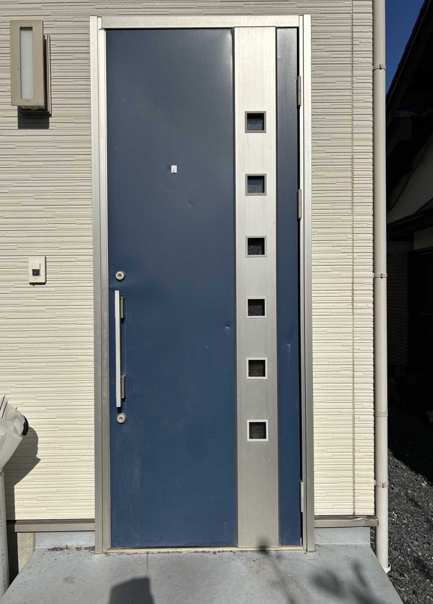 MGI佐野の《栃木市》補助金を利用してお得に玄関ドア工事！の施工前の写真1