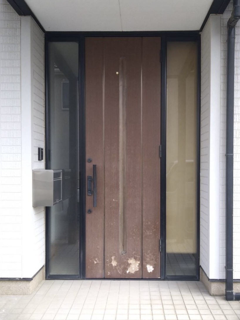 MGI佐野の太田市にてリシェント玄関ドア工事を行いました！の施工前の写真1