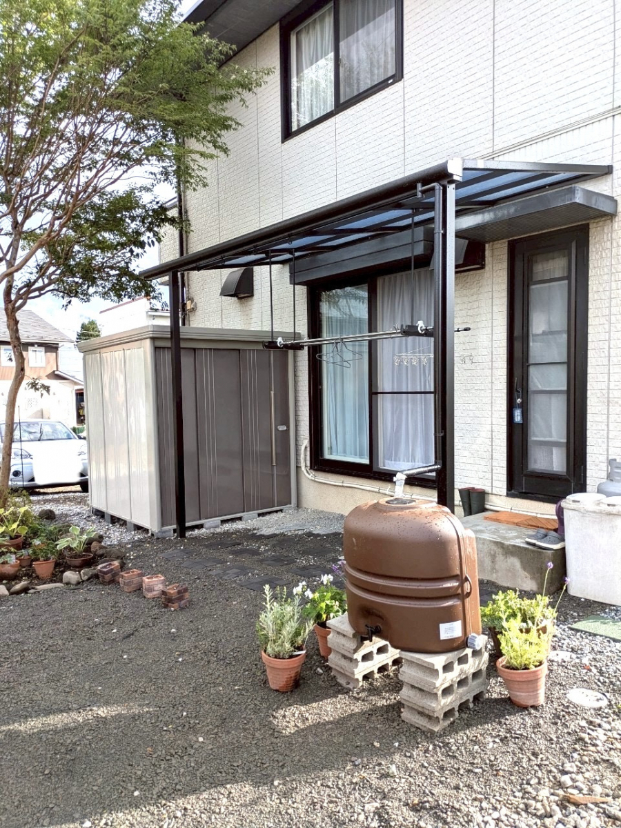 アイプラン今井ガラス建材のお庭のスペースを有効活用!急な雨降りでも安心!の施工後の写真1