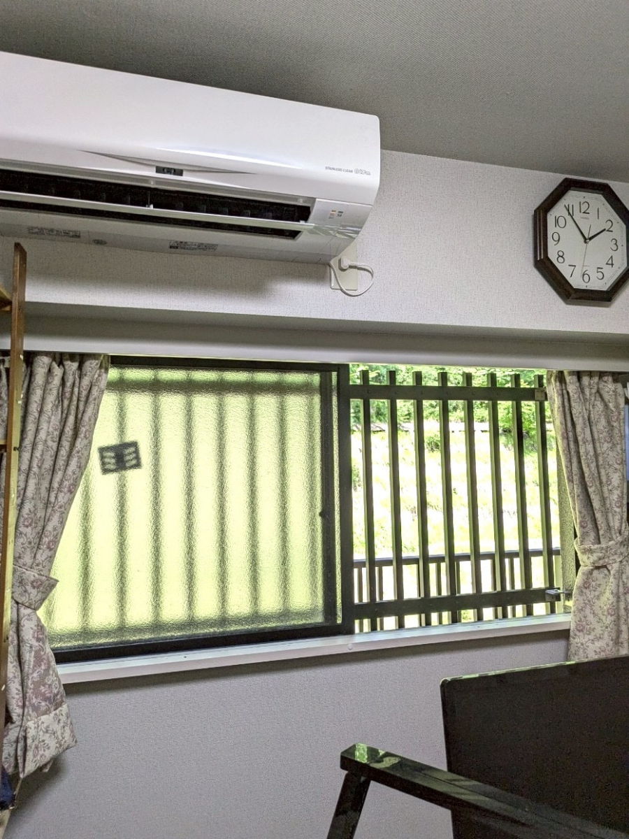 アイプラン今井ガラス建材の【補助金対象商品】内窓インプラスで冷暖房効率アップ！の施工前の写真1
