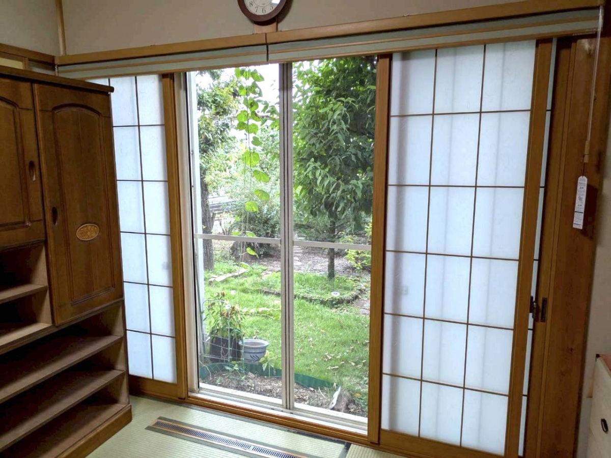 アイプラン今井ガラス建材の【和室にピッタリの内窓】和紙調（障子風）の内窓へ！お手入れもラクラク！の施工後の写真1