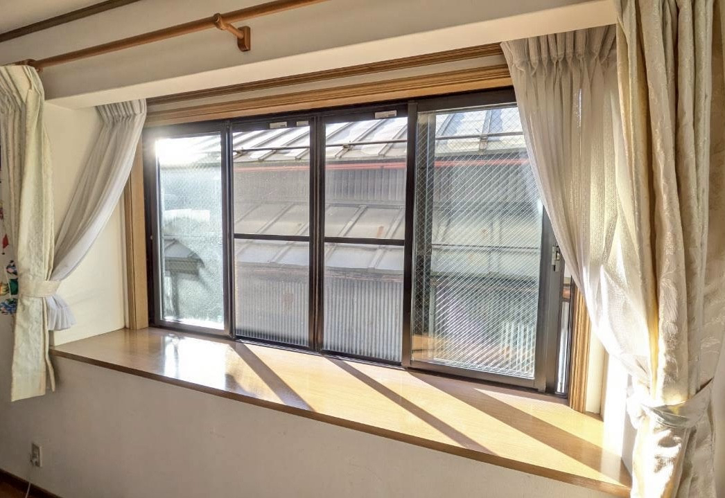 アイプラン今井ガラス建材の【内窓取付】結露を低減して断熱効果もアップ！の施工前の写真3