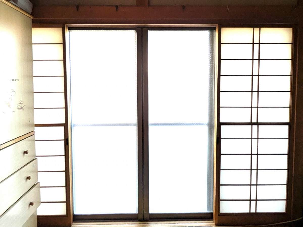 アイプラン今井ガラス建材の【内窓取付】障子の貼り替えいらずの快適さ！内窓で叶える省エネ＆快適化の施工前の写真1