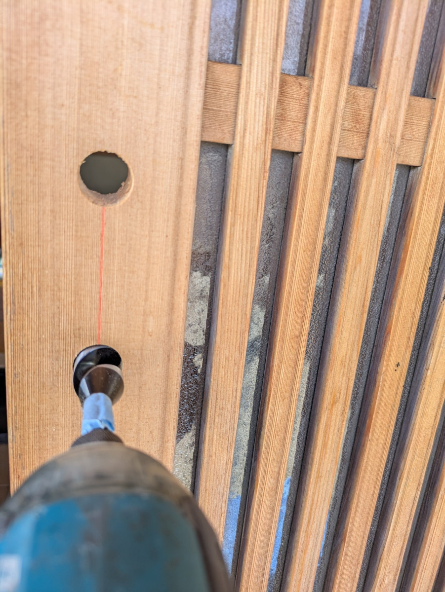 アイプラン今井ガラス建材の【玄関錠新設】新しい錠を追加して安心＆快適な住まいへ！の施工前の写真3