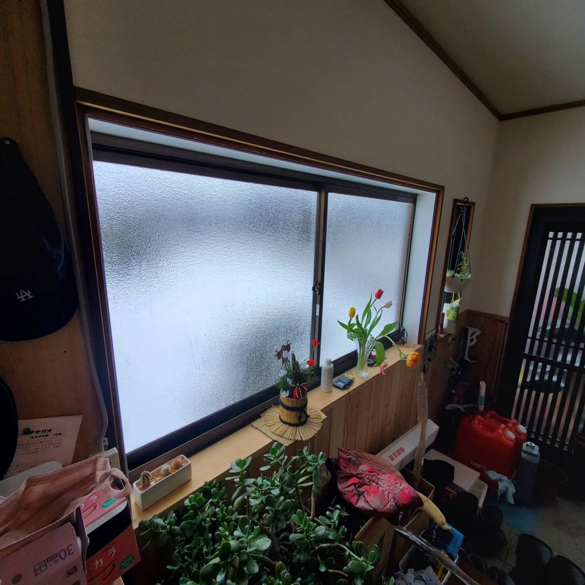 サカウチの内窓インプラス取付工事/新潟県長岡市T様邸の施工前の写真2