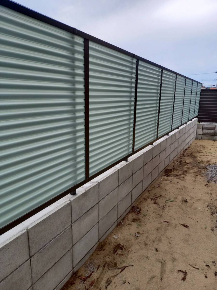 大渕トーヨー住器のフェンス取付工事　能代市の施工後の写真1