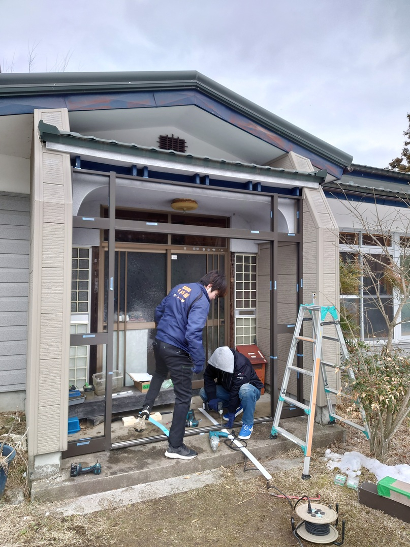 北豊トーヨー住器のＴ様邸に風除室（ツインガードⅢ）を設置しましたの施工前の写真1