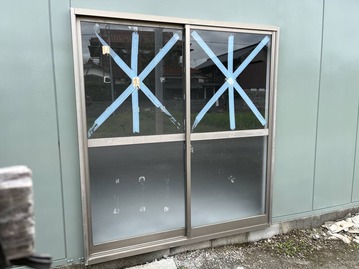 末次トーヨー住器のシンプルに窓ガラス取替 2022.9.28の施工前の写真1