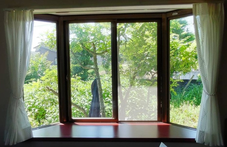 末次トーヨー住器の出窓だってリフォームの施工前の写真1