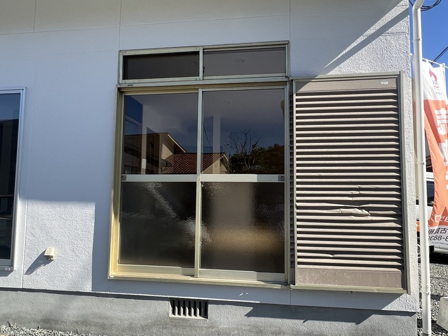 末次トーヨー住器の取替窓リプラスの魅力の施工前の写真1