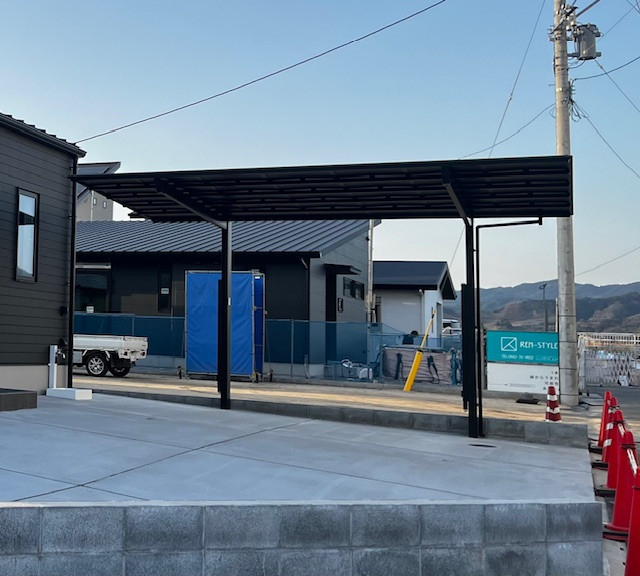 末次トーヨー住器のカーポート＊ネスカFの施工後の写真3