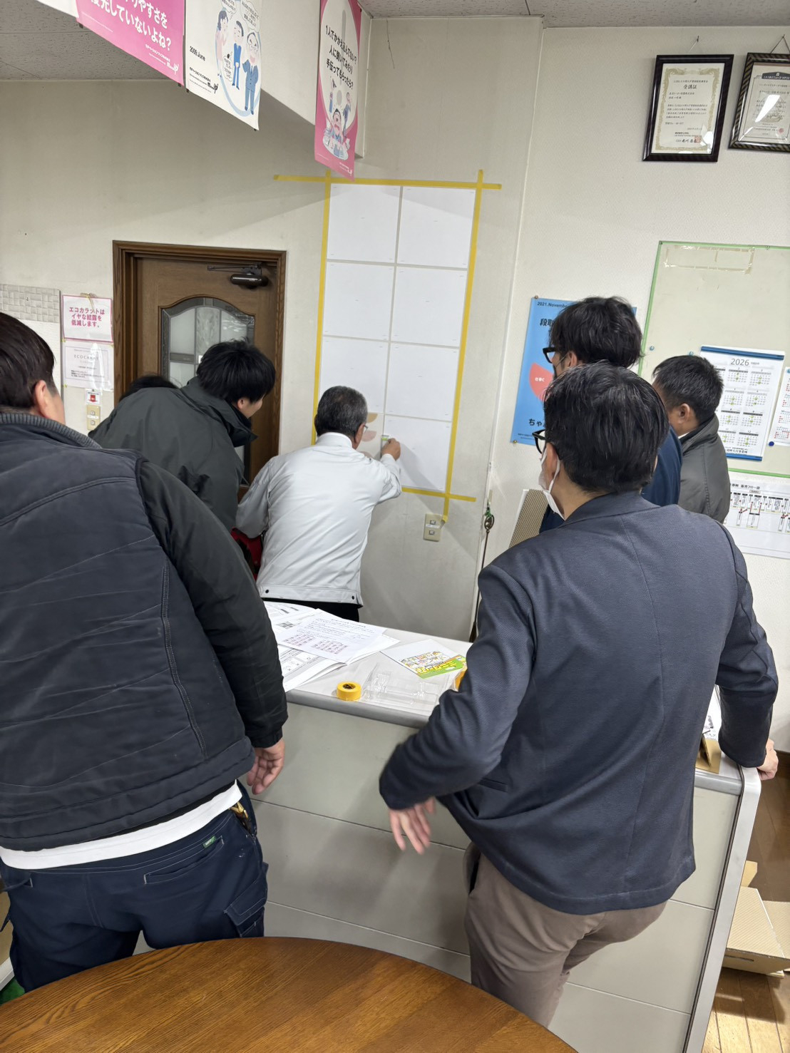 末次トーヨー住器の【うきは市】自分で取付できる機能多彩な「呼吸する壁材」の施工後の写真1