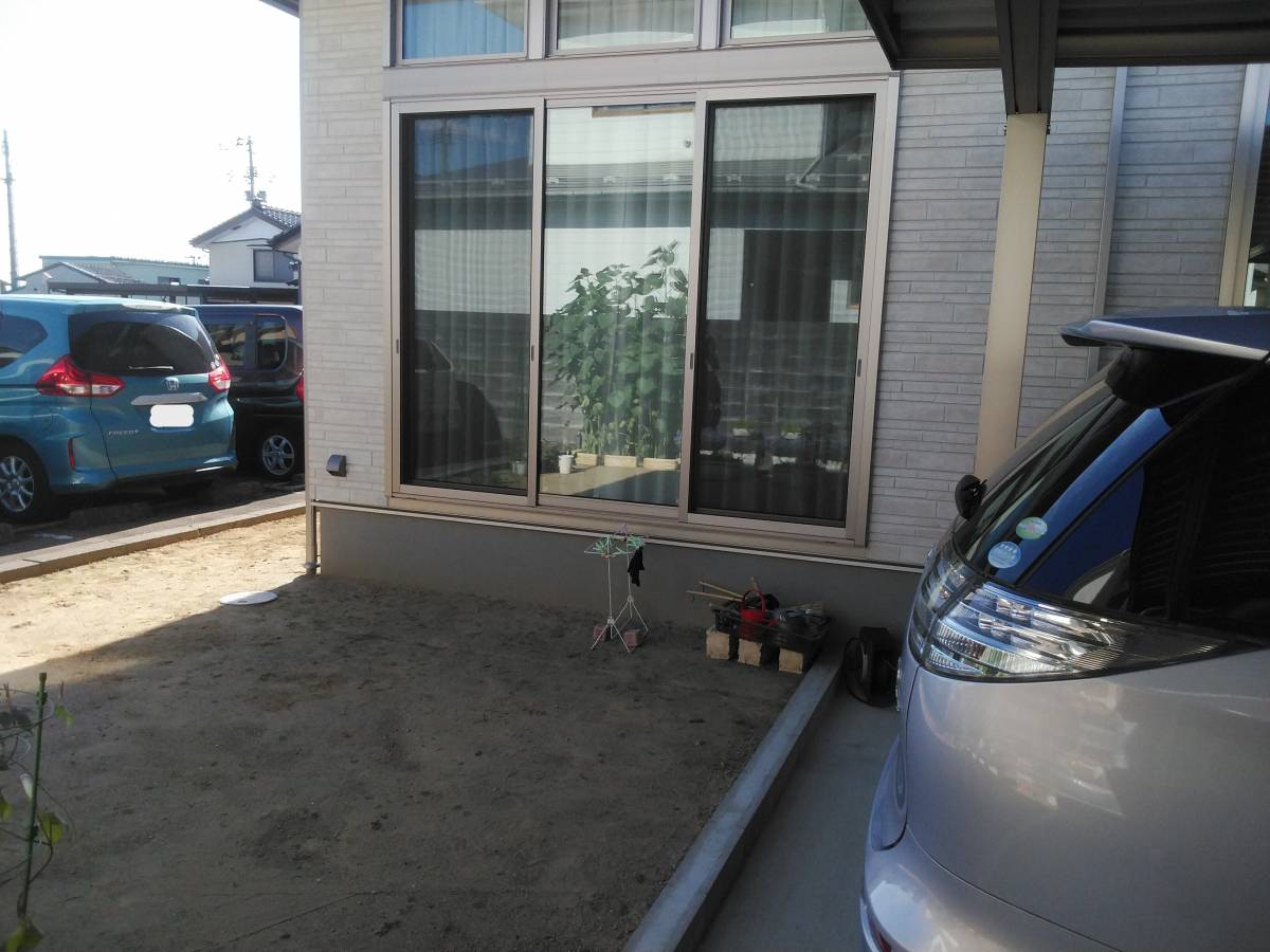 柳田外装のフェンス・植栽・照明　施工例🌳の施工前の写真1