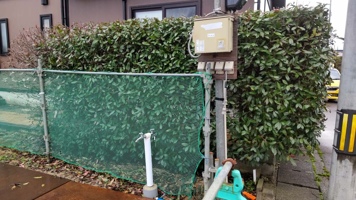 柳田外装のサイドパネル入替え＆フェンス取付😝💫の施工前の写真2