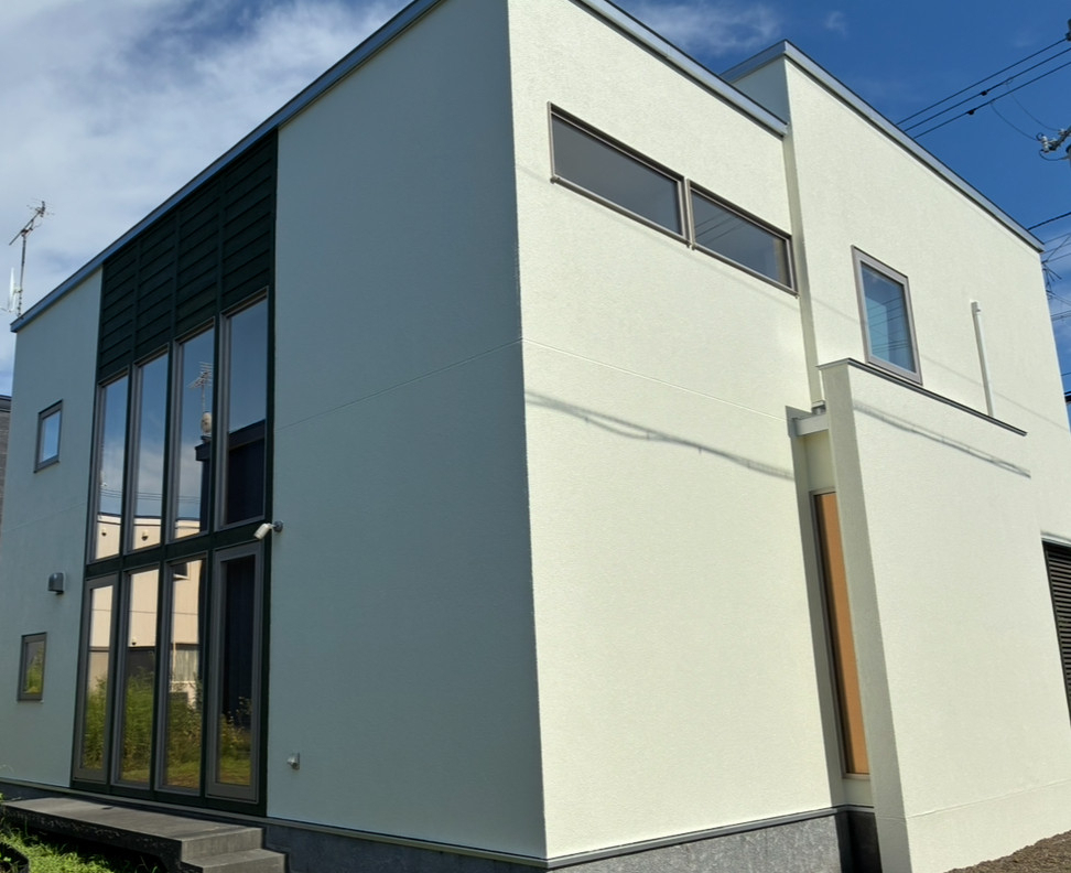 井口ガラスサッシ工業の外構、塗装工事の施工後の写真2