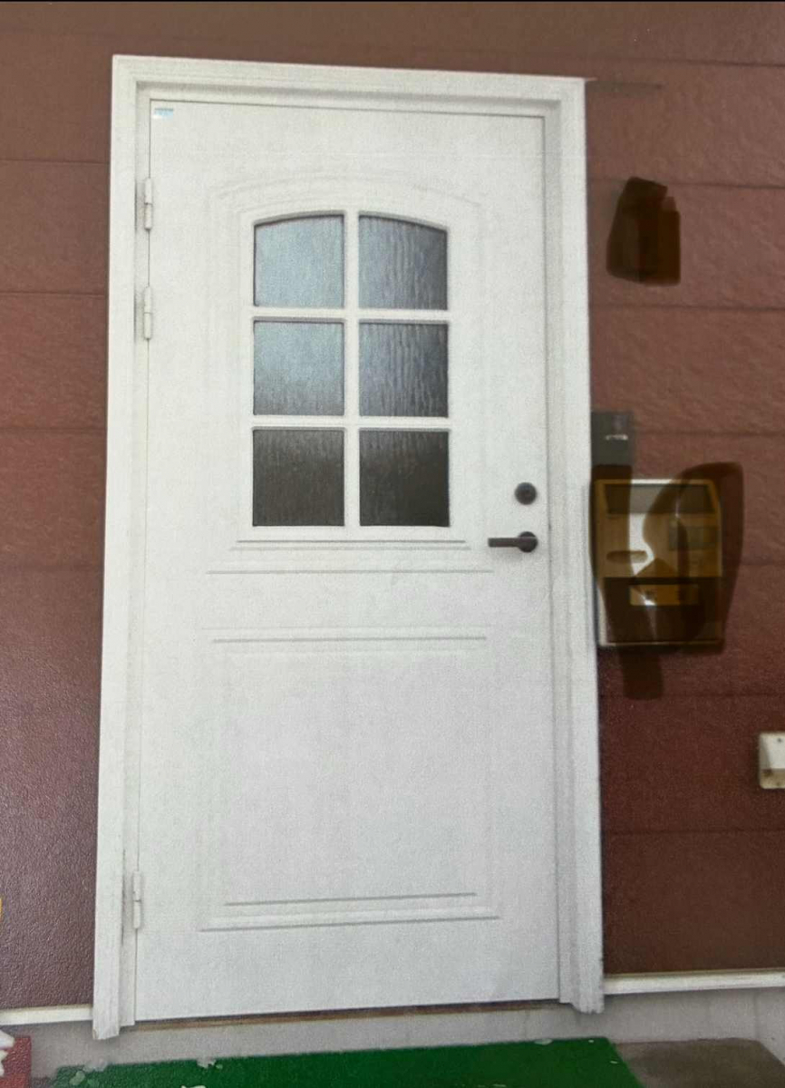 井口ガラスサッシ工業のリフォームドア工事の施工前の写真1