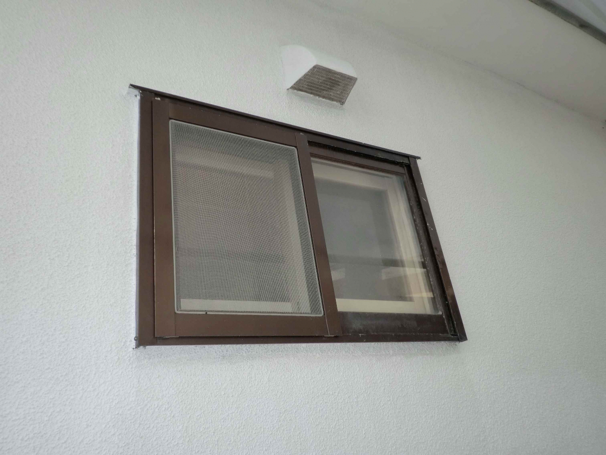 井口ガラスサッシ工業の先進的窓リノベの施工前の写真1