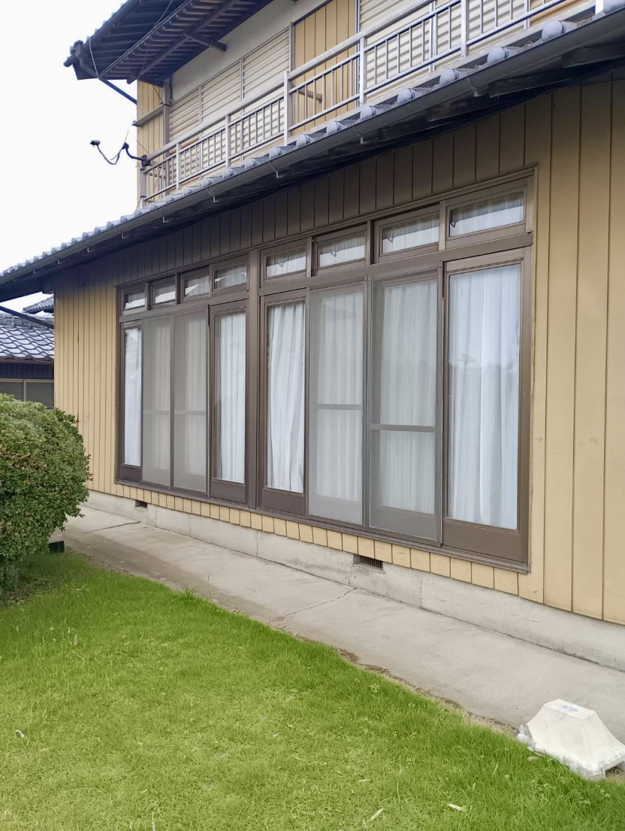 TGネクストの群馬県桐生市　LIXILリフォーム雨戸【雨戸一筋】の施工前の写真2