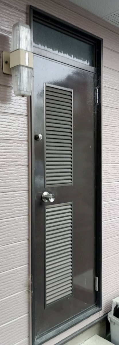 TGネクストの群馬県桐生市【リシェント勝手口ドア】1DAYリフォームの施工前の写真1