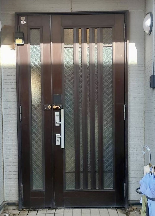 TGネクストの群馬県桐生市【玄関ドアリフォーム】の施工前の写真1