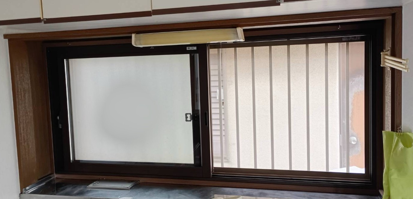 TGネクストの群馬県桐生市【LIXIL　内窓　インプラス】設置1DAYリフォームの施工後の写真1