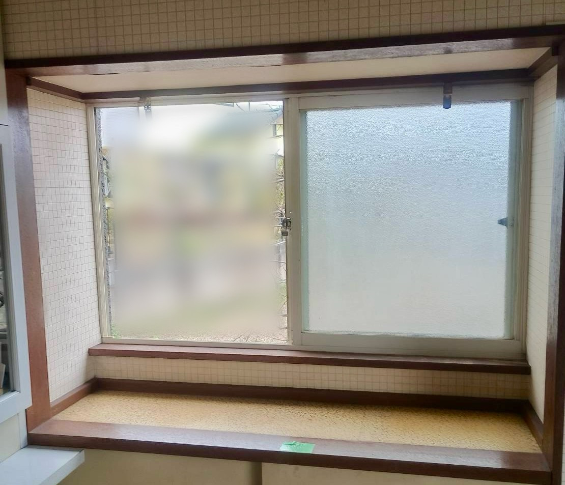 TGネクストの群馬県安中市【LIXIL　インプラス】内窓設置工事の施工前の写真1