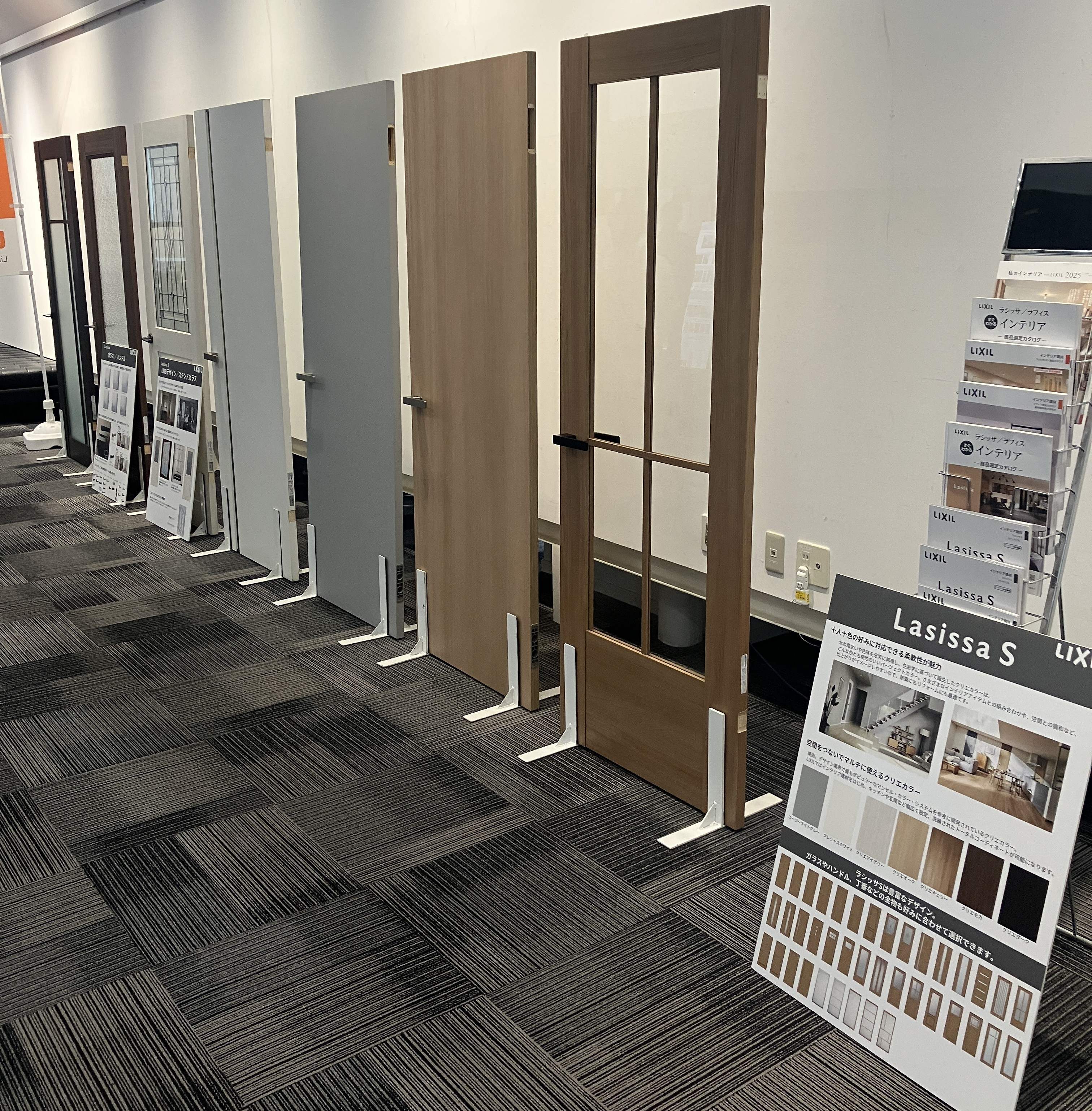 LIXILインテリアキャラバン参加😊 AKBT 土崎港店のブログ 写真3