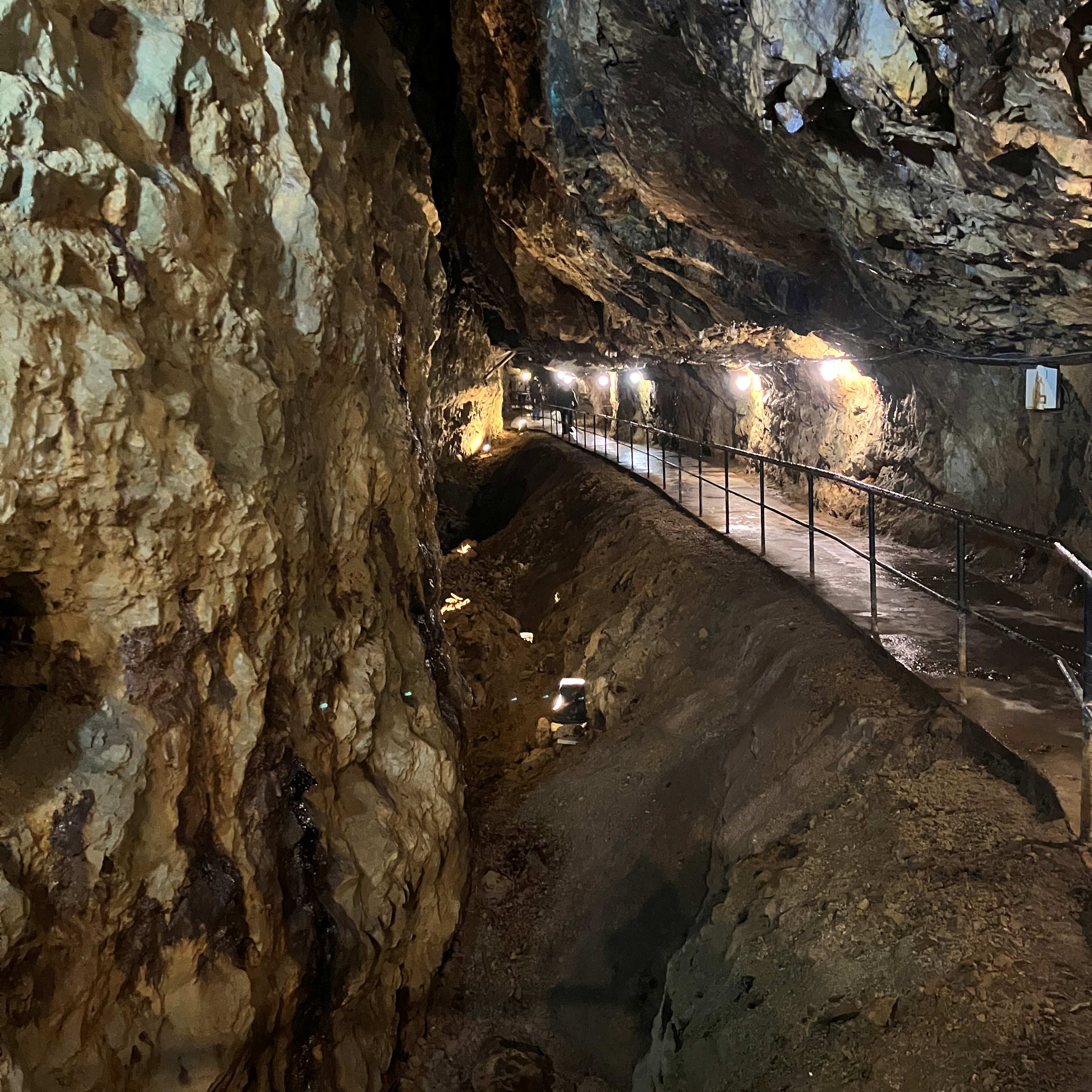 史跡 尾去沢鉱山が一般公開を終了します😣 秋田ビルテックのブログ 写真3