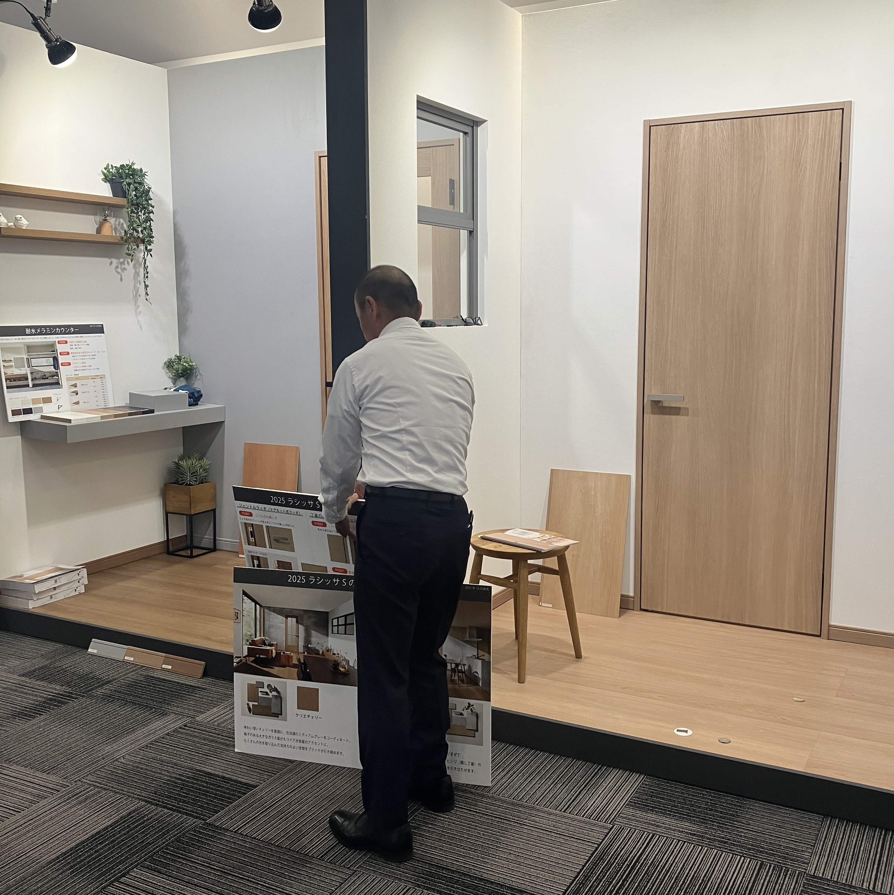 LIXILインテリアキャラバン参加😊 AKBT 土崎港店のブログ 写真5