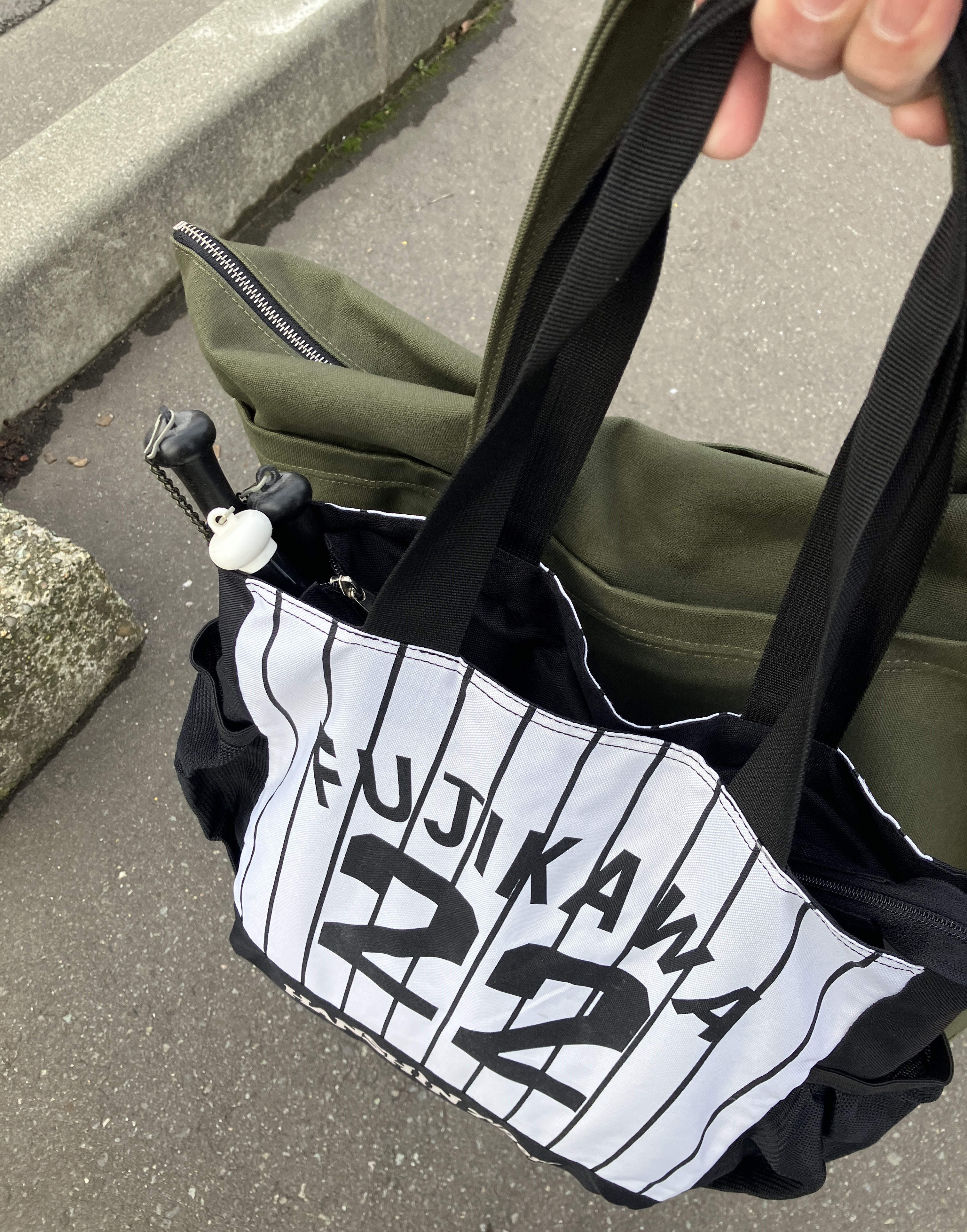 ⚾伝統の一戦を観戦⚾その② AKBT 土崎港店のブログ 写真1