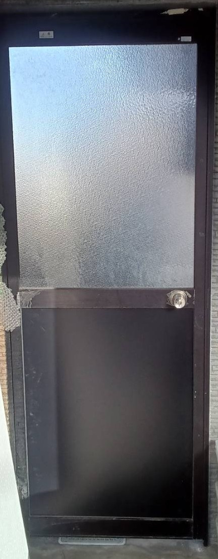 AKBT 土崎港店のガラス交換の施工後の写真2