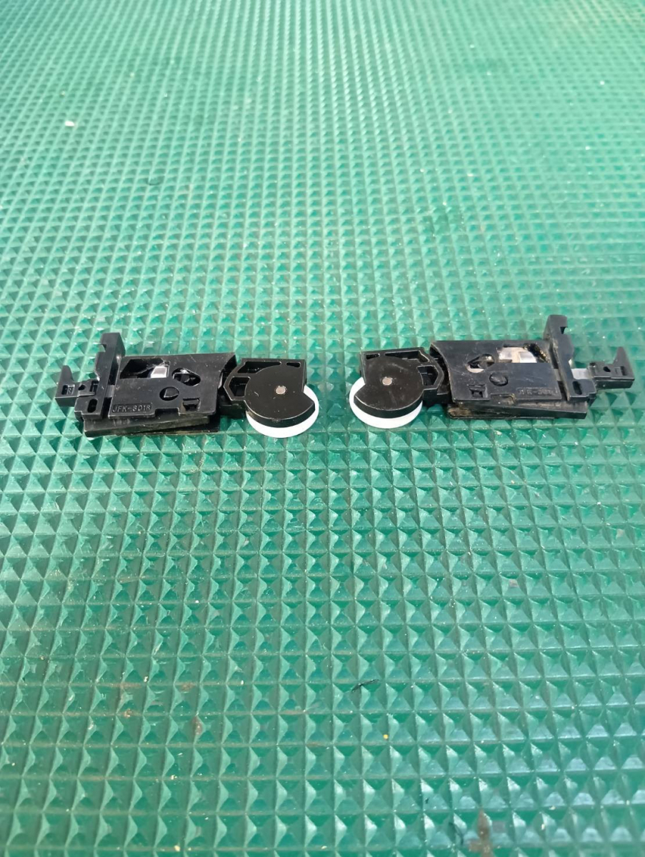 マド工房の網戸の動きをスムーズに！の施工後の写真2