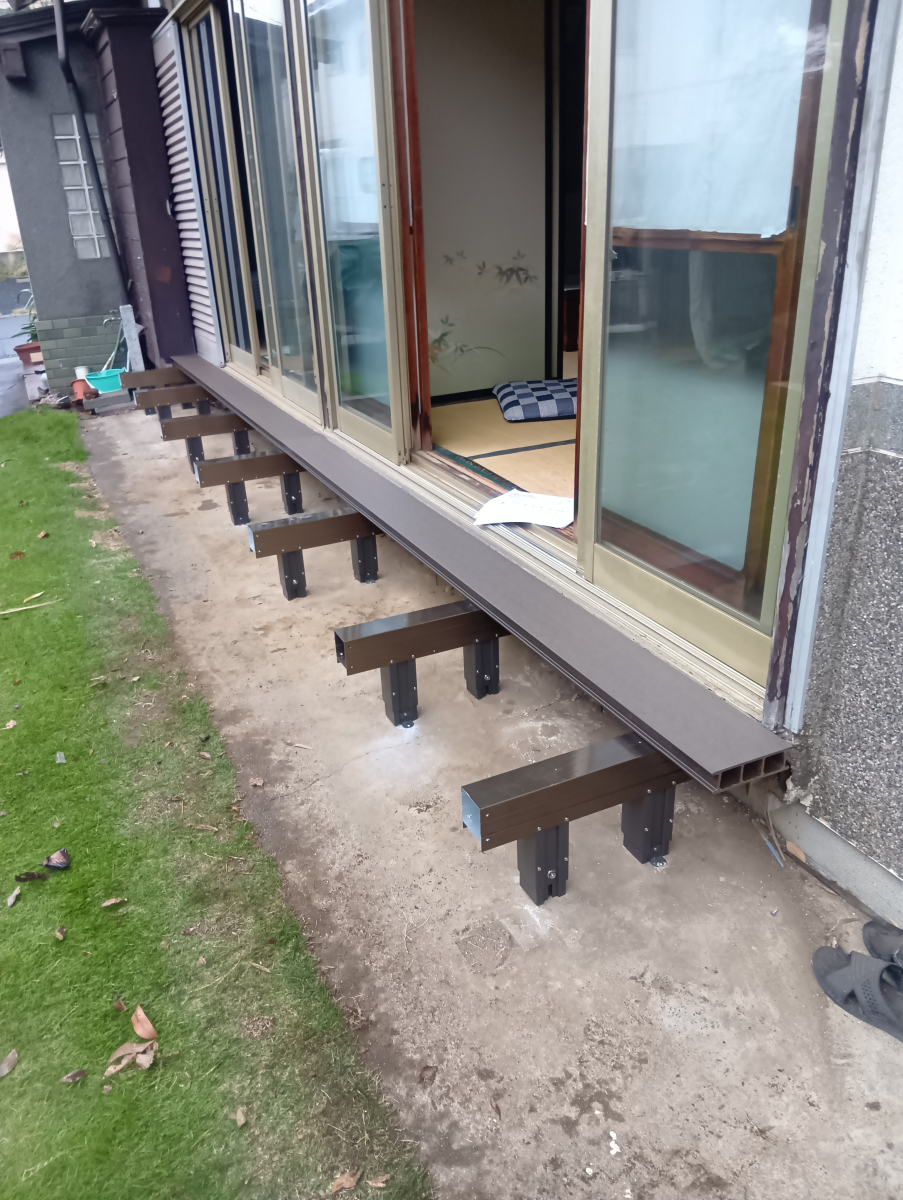 マド工房のウッドデッキ工事の施工後の写真3