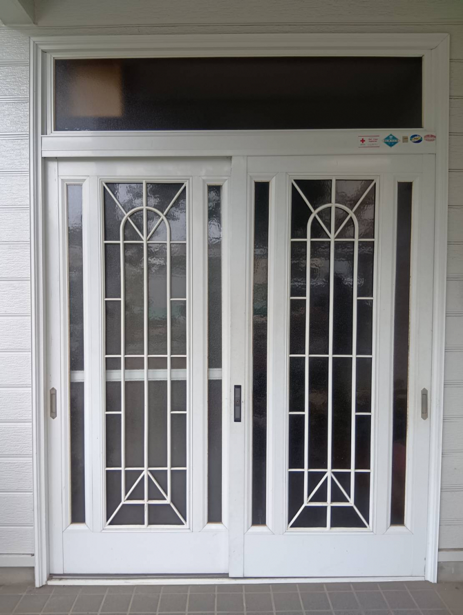 マド工房の１日でわが家の表情が新しく♪♪の施工前の写真1