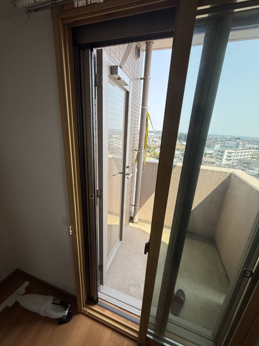 マド工房の後付け網戸取付の施工後の写真2