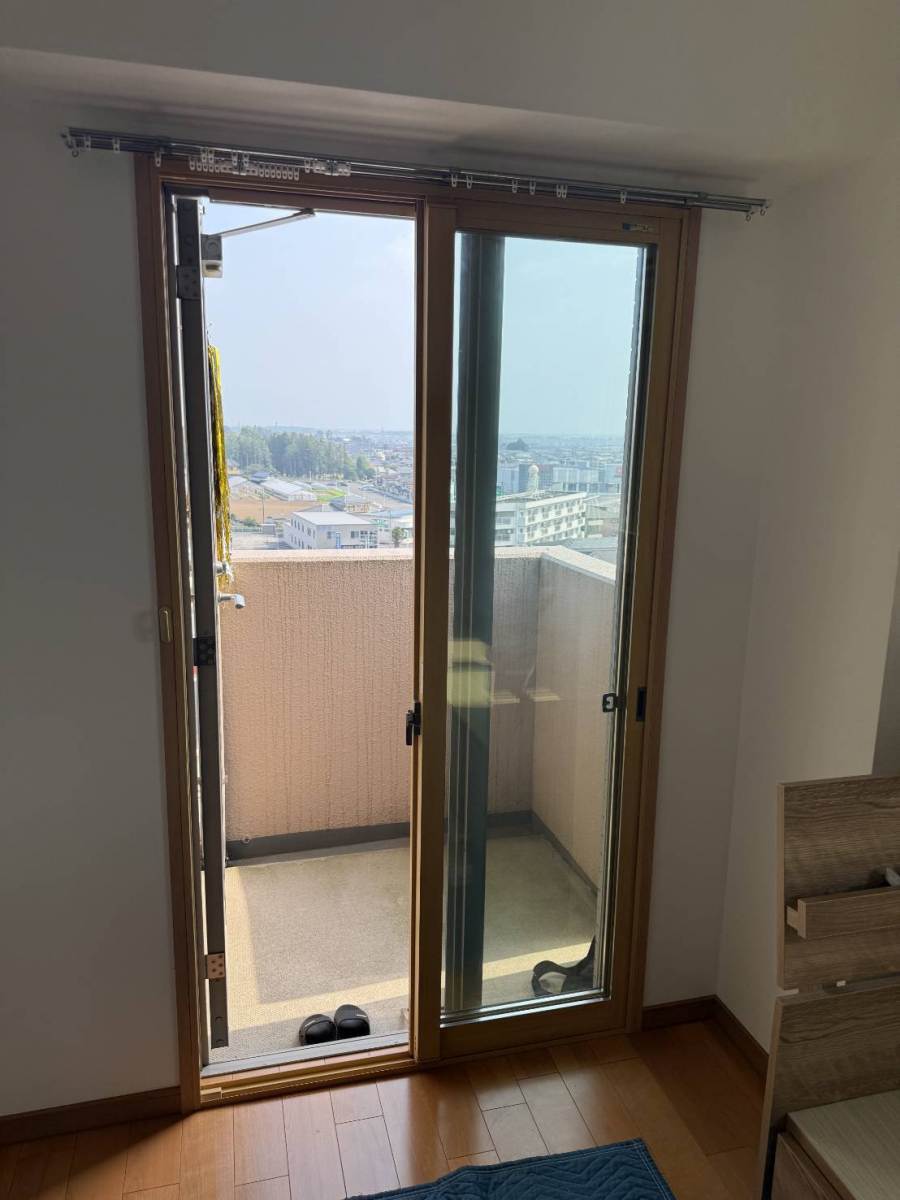 マド工房の後付け網戸取付の施工前の写真1