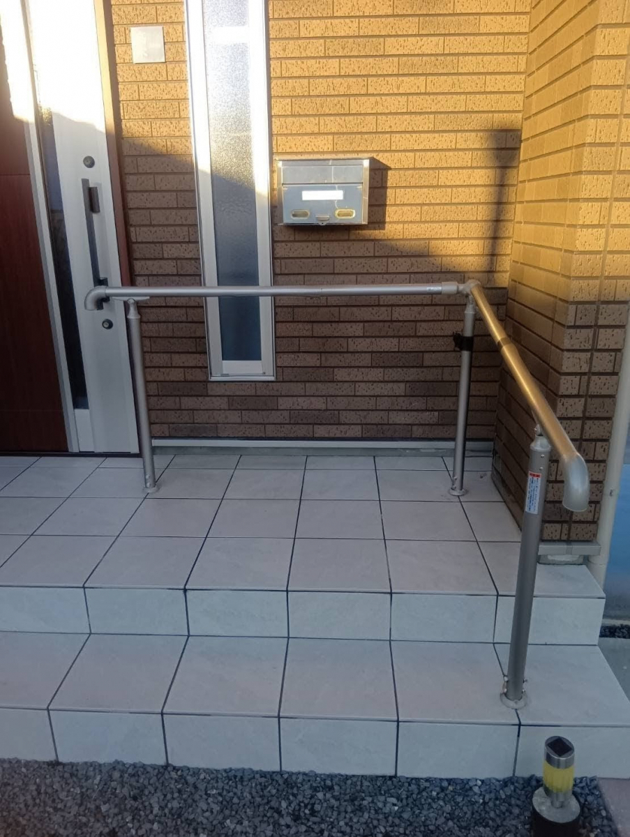 マド工房の手すりがあれば安心安全！の施工後の写真1